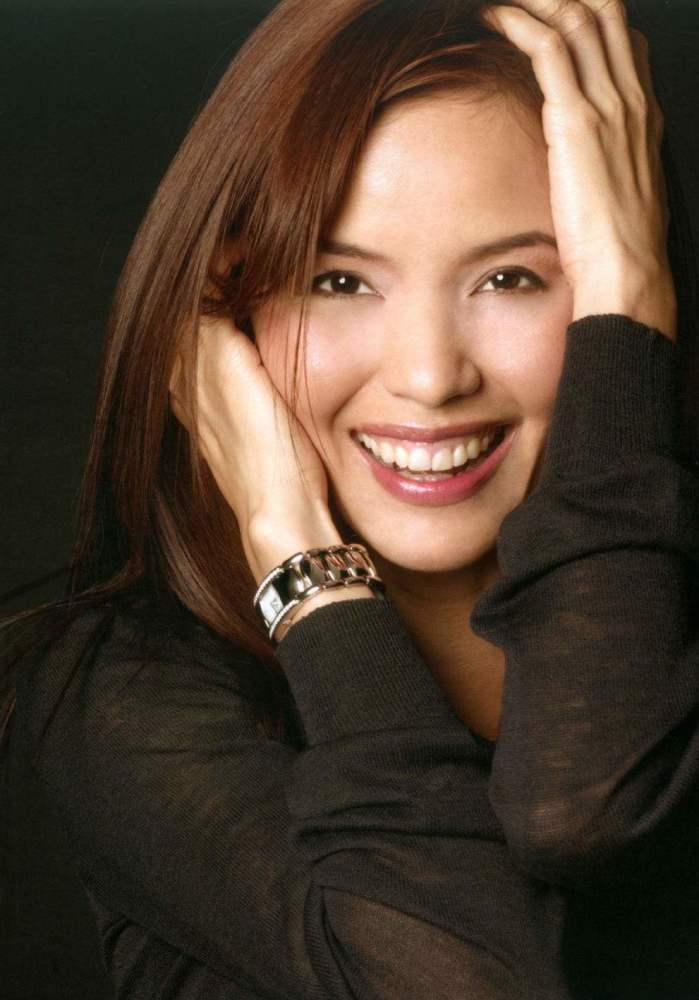 范文芳郭妃丽不是最美这3位才是新加坡真正的国宝级美人