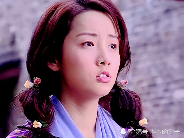 而赛金因为凤姐老是撮合她和元宝,她害怕浩琪误会