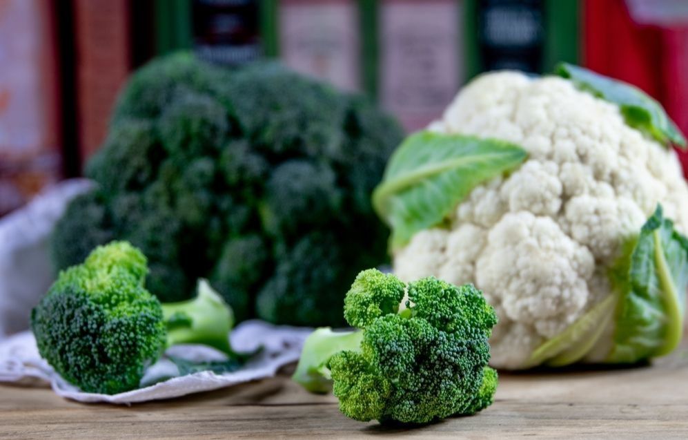 买花菜时 挑 散花 好还是 紧花 好 弄懂再买 别再上当了 腾讯新闻