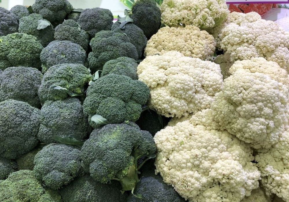 买花菜时 挑 散花 好还是 紧花 好 弄懂再买 别再上当了 腾讯新闻