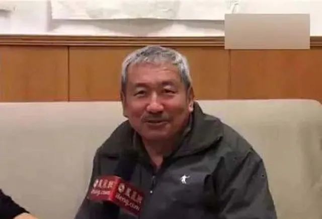 开国上将宋任穷95岁高龄去世,留下2儿6