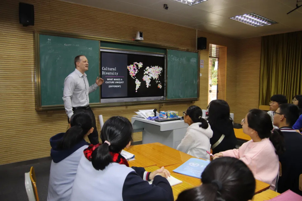 广州市番禺区象贤中学国际部招生问答课程设置与优势