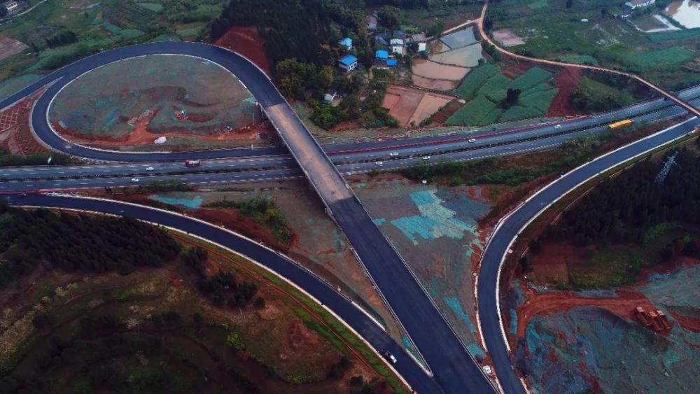 遂宁绕城高速公路图片