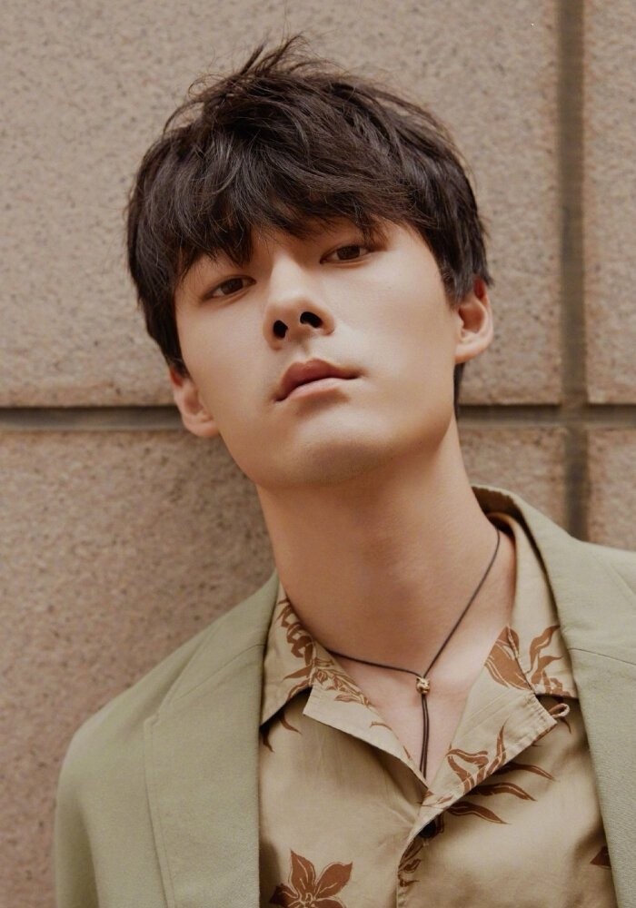 张雨剑吴倩带娃出行网友张雨剑单身人设没了立好爸爸人设