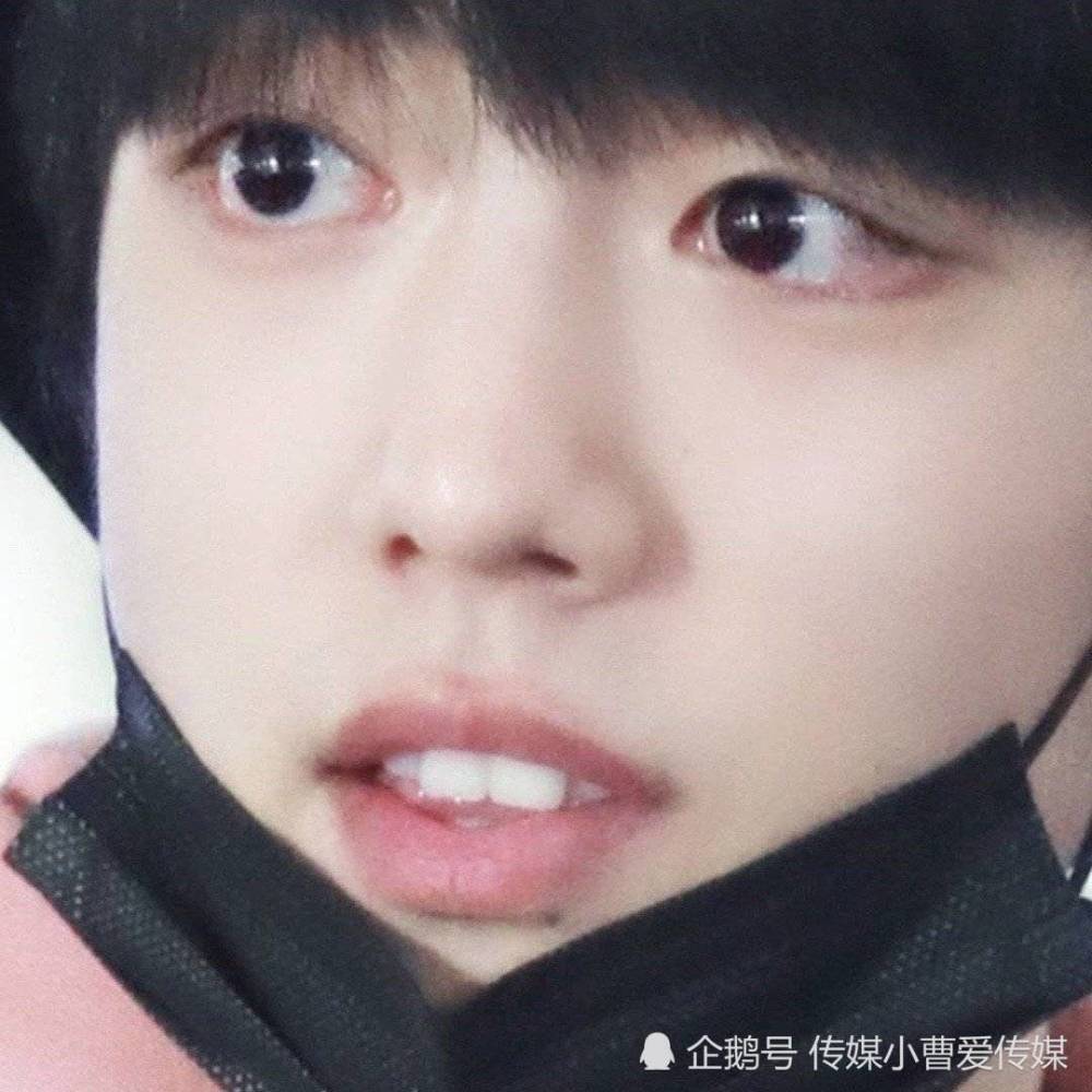 肖战的兔牙总是会不小心露出来网友被可爱到了