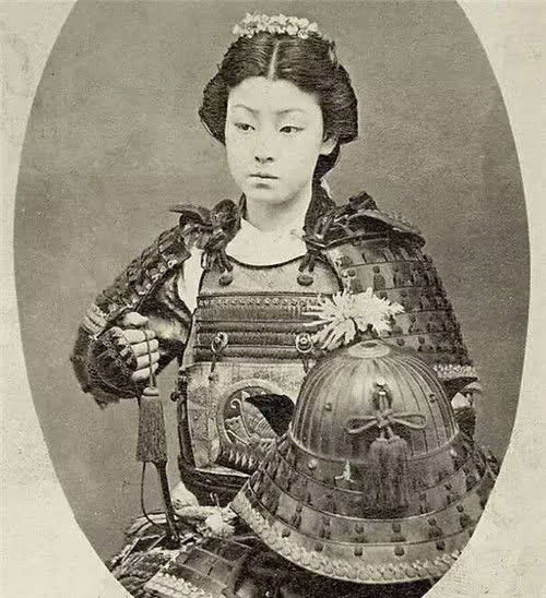 真实的日本武士个子矮小却杀气腾腾图9女武士容颜不输女明星