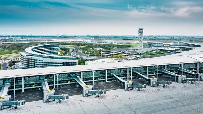 在最高等级的4f级机场坐飞机啥感觉青岛胶东国际机场今天举行了第一次