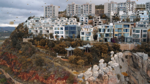 秦放的别墅有多豪坐落半山腰花园成自然缺点是外人长驱入