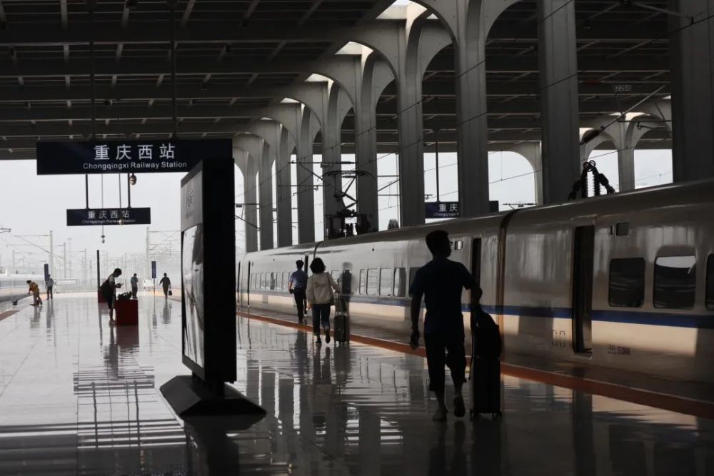 4月10日起,成铁实行新的列车运行图