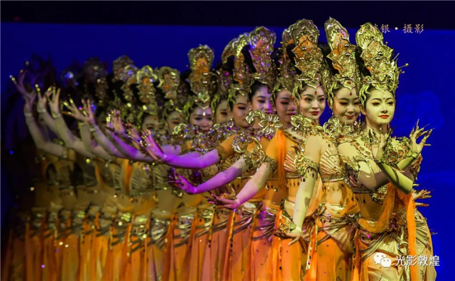 在2021"东亚文化之都"·中国敦煌活动年开幕式上表演的文艺节目《敦煌