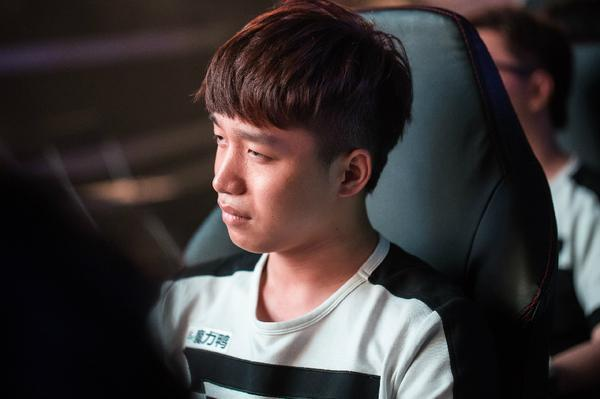 毒硬币假如能去msi以目前的状态dk不是fpx的对手