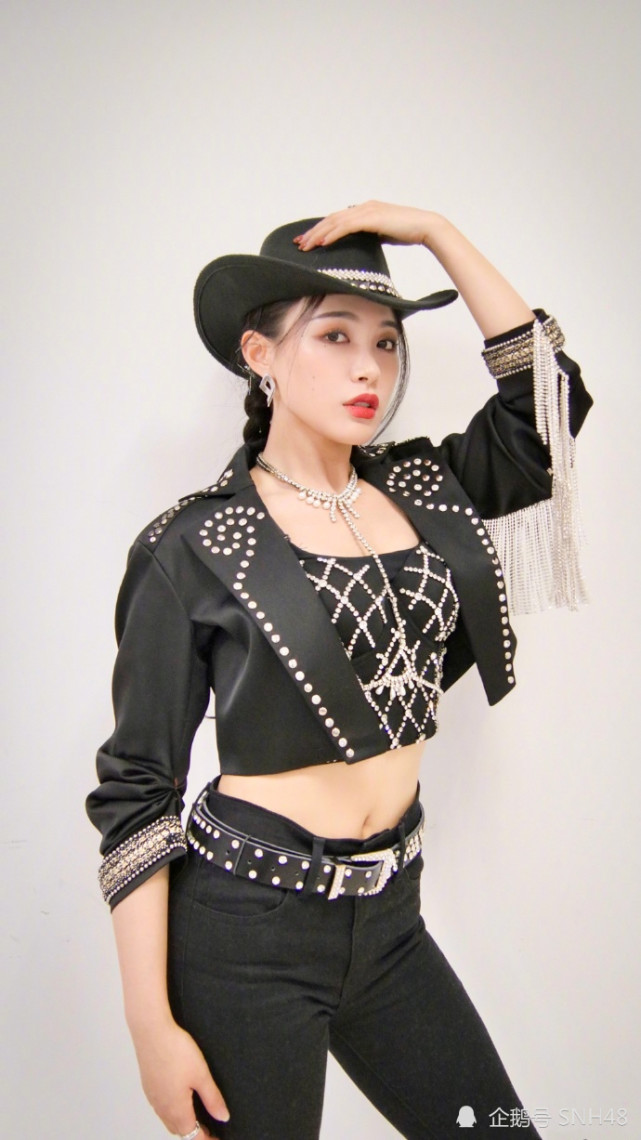 snh48戴萌李佳恩牛仔版有一个姑娘舞台