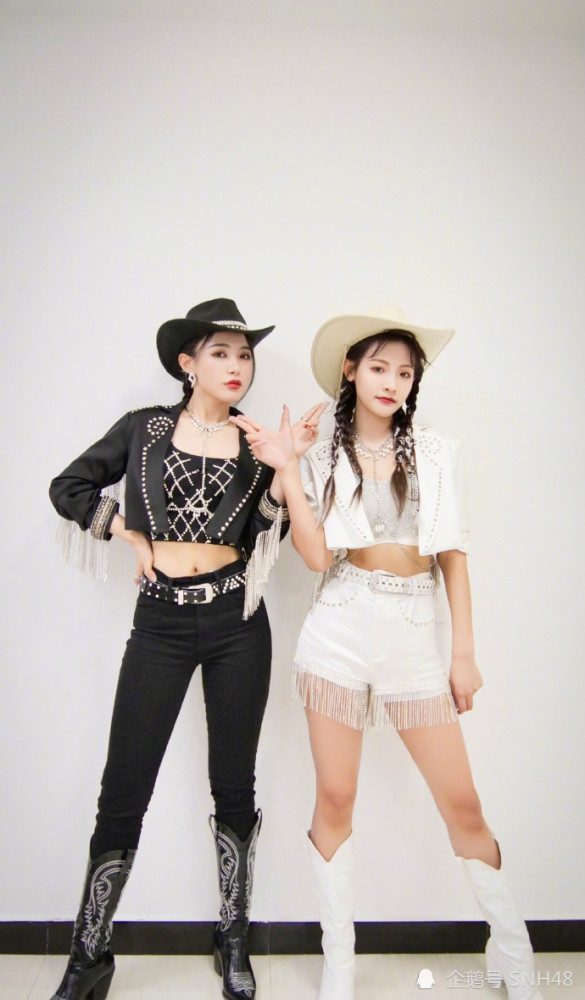 snh48戴萌李佳恩牛仔版有一个姑娘舞台