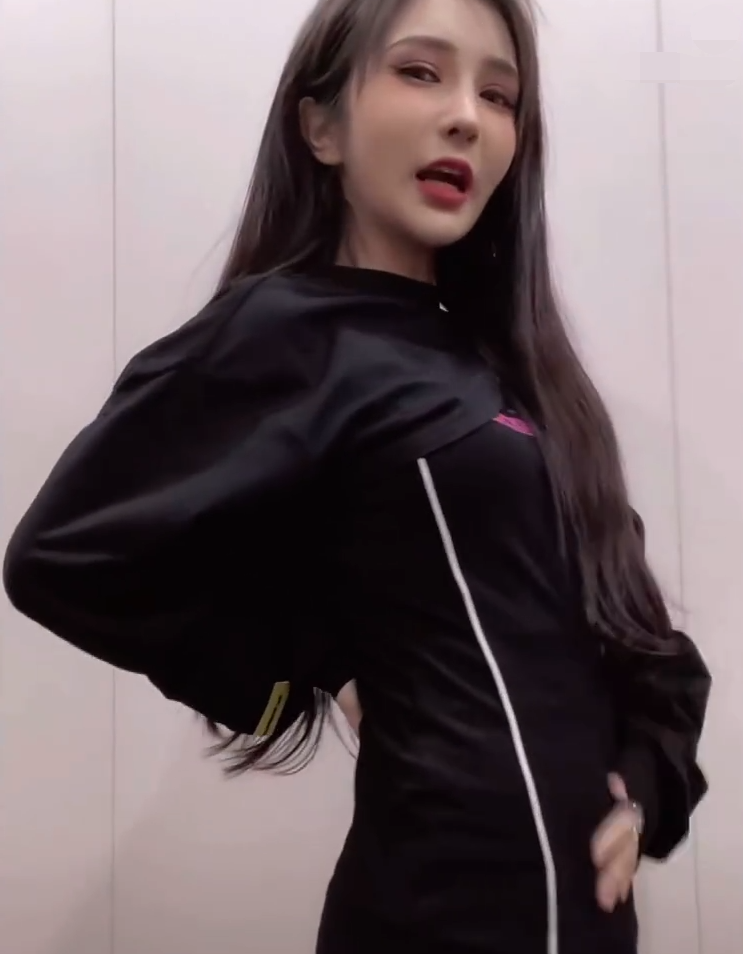 何婧婧否认怀孕称只是开玩笑为证明自己没错提到了殷