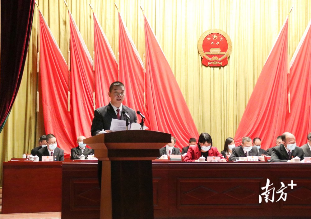 批捕249人公诉313人6分钟速览阳山县人民检察院工作报告