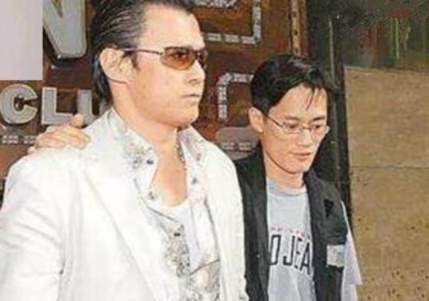 29年前，黄朗维掌掴梅艳芳，随后黄朗维遭灭口，两个大哥死于非命