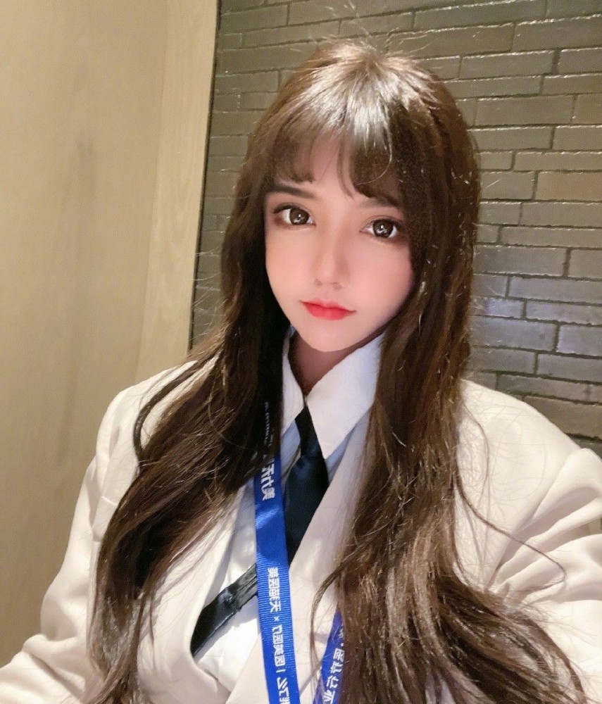 何婧婧宣布怀孕后小猪先生就急着认亲为报复殷世航脸