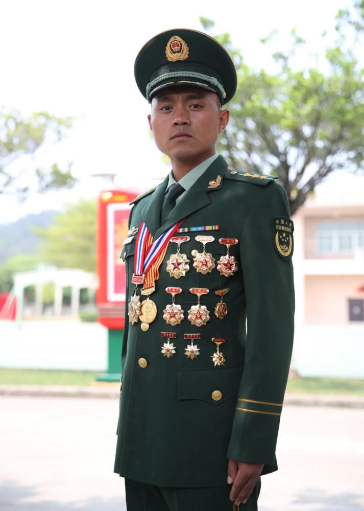 执行缉毒任务拿一等功这位武警特战队员比破冰行动的主角还酷