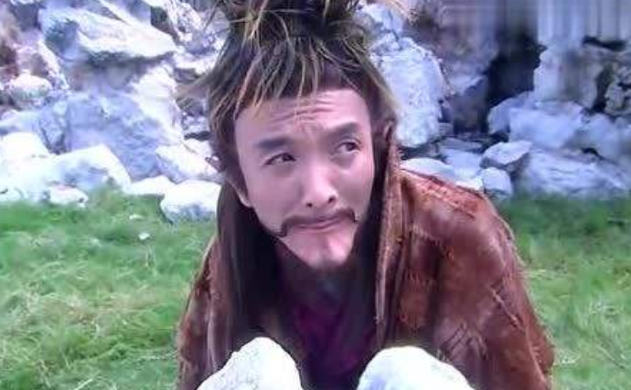 还记得14年前的扫把星吗如今卸妆换上西装后男神范十足