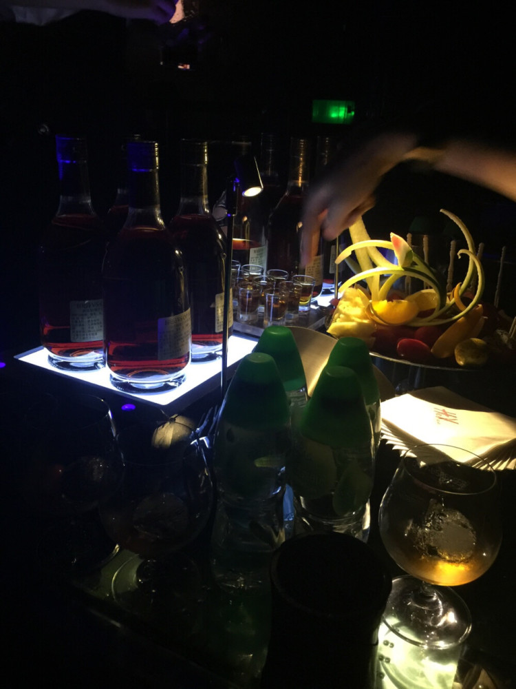 一些喝酒时可以发的文案