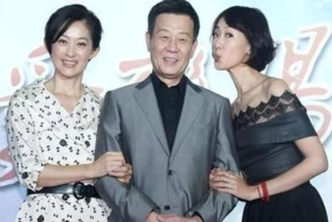 寇世勋娶两个老婆住楼上楼下从不吵架儿女和睦他却直言后悔