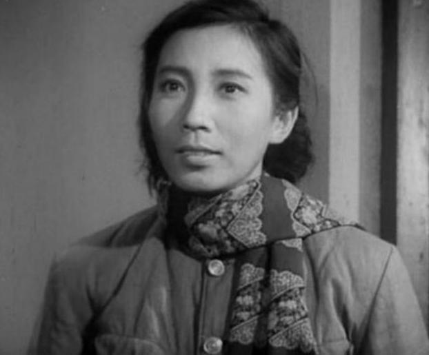 女特务王曼丽叶琳琅现实却嫁冰山上的来客二班长张辉