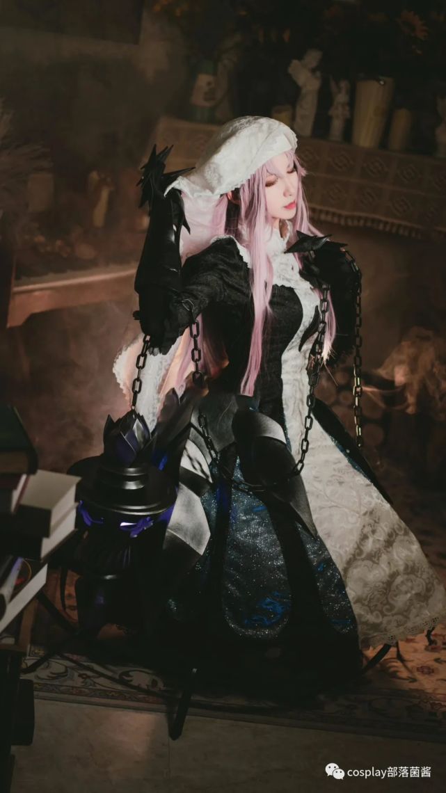 cos:重装修女瑟雷斯cos正片@黑魔法师夜子