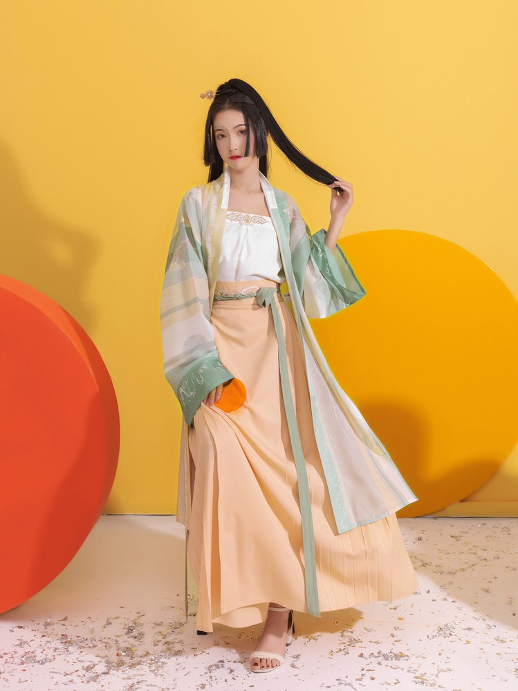 今夏火了一种穿搭叫汉服凉鞋优雅又百搭回头率十足