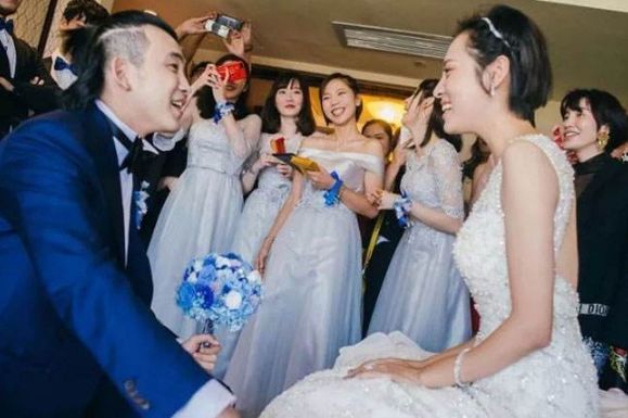 她戏演到一半时怀孕孩子父亲是导演刚迎事业巅峰却选择了隐退