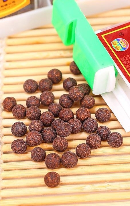 一种叫"老鼠屎"的零食,怎么下嘴的