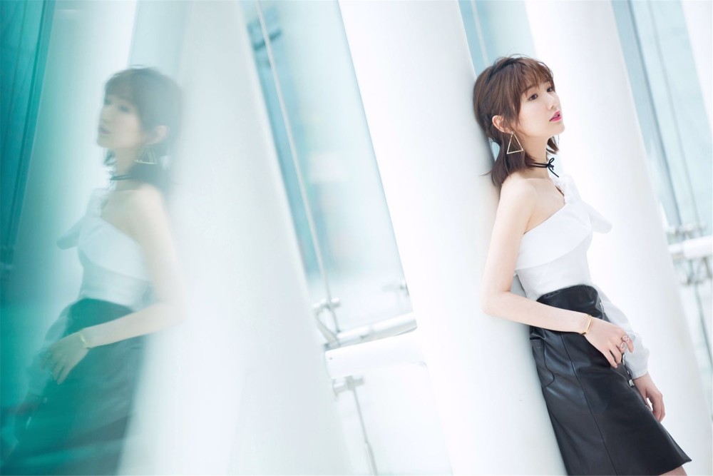 离开陈翔之后毛晓彤在创造营2021舞台状态大好曾经被生父逼要5000万