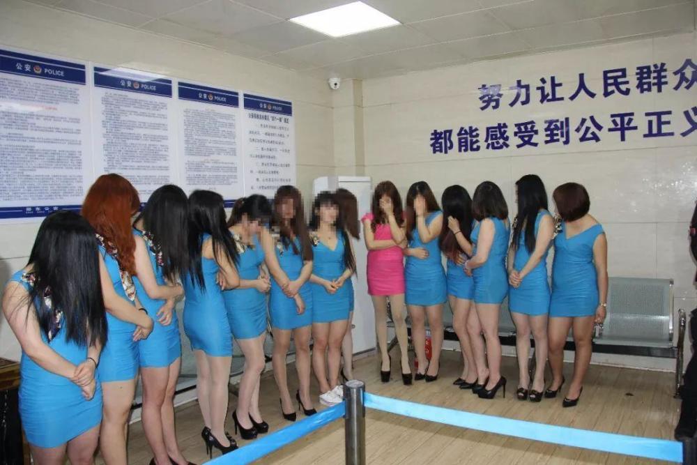 朋友去"喝花酒"而被逮,该不该"救"?