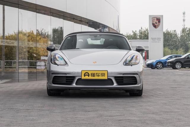声浪迷人,造型小巧炫酷,保时捷718 boxster t 掌控一切|跑车|保时捷
