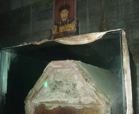 清东陵暗藏十大未解谜团,至今无人可解!看完你还敢去吗?_腾讯新闻