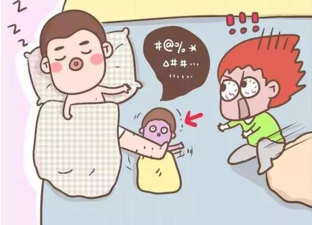 爸爸带娃睡觉一觉醒来娃丢了放大爸爸的表情细节很真实