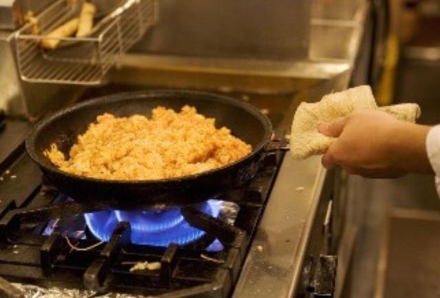 儿子我真没钱了伤心的母亲从5楼跳下结束了痛苦的一生