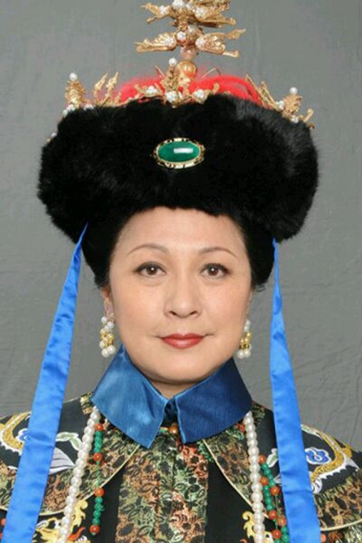 她们都曾扮演过皇太后你觉得哪位最有威仪最位最狠