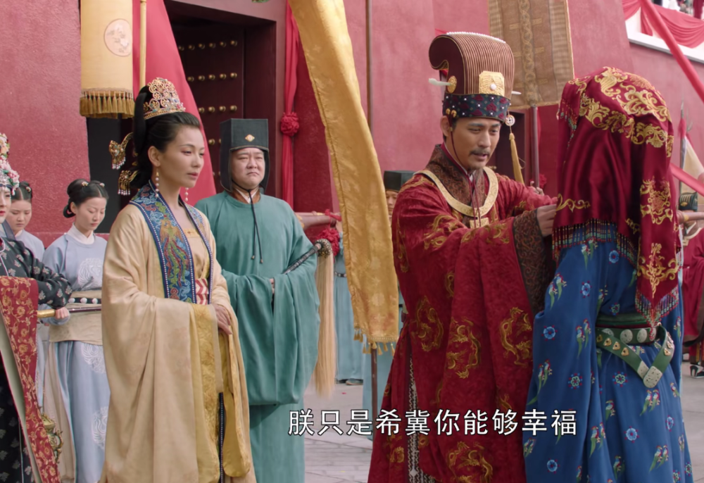 再比如他把"寿康"公主下嫁给大辽皇子,看似糊涂,实