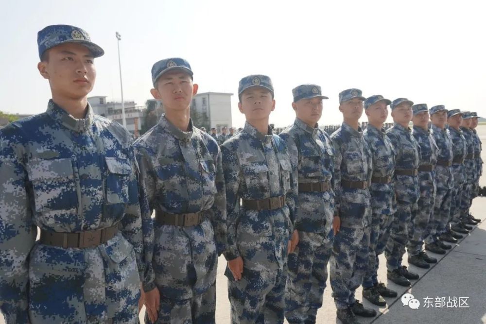 关注久等了空军新兵的军营体验报告来了