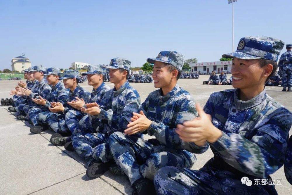 关注久等了空军新兵的军营体验报告来了