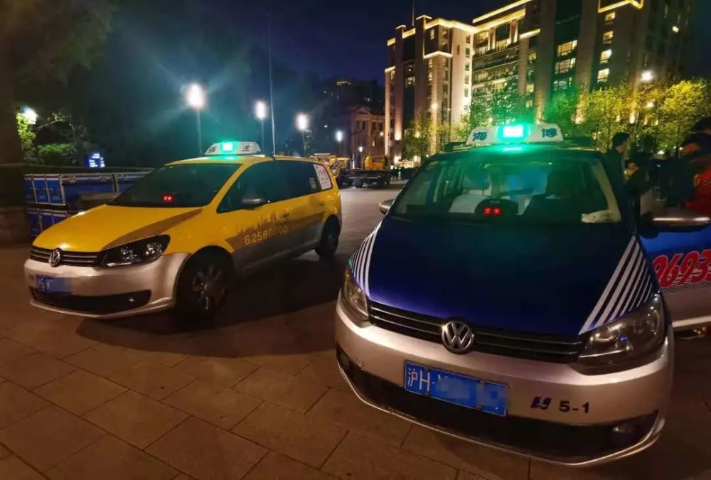 拒载挑客私装小马达空车牌多辆出租车黑车昨夜被查