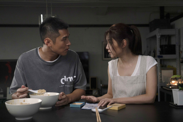 《不日成婚》上映,陈家乐卫诗雅主演,极致烂俗,极致爆笑与深情_腾讯