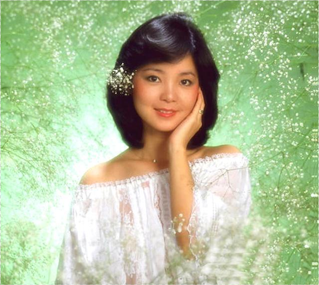 邓丽君老照片从出生百日到不惑之年