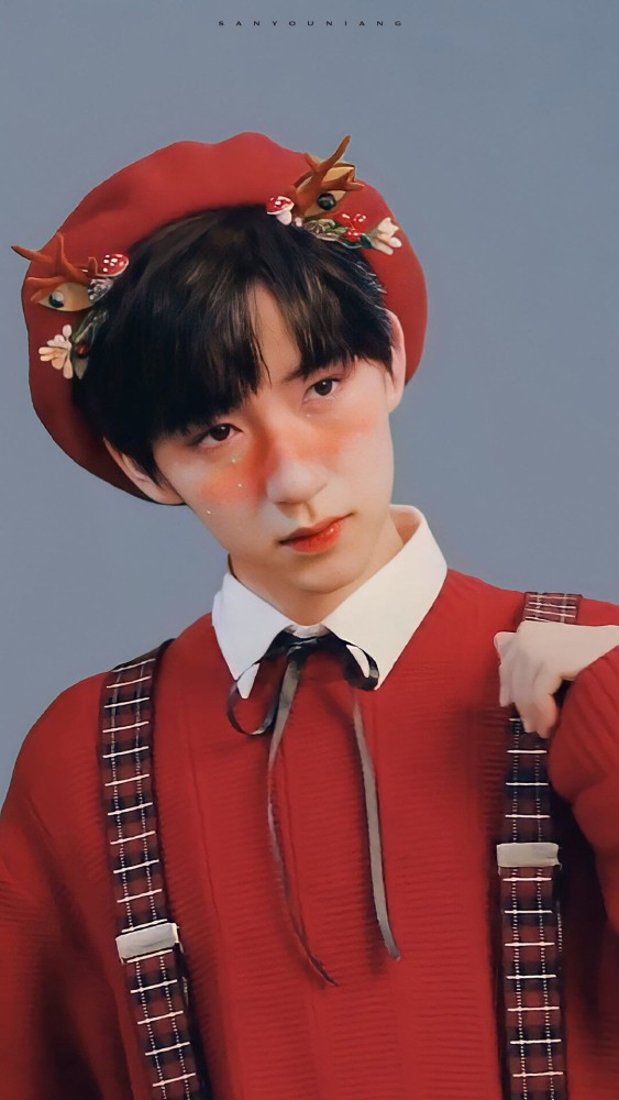 贺峻霖|"贺峻霖从来不是陪跑,聚光灯也会落在他身上很久很久"