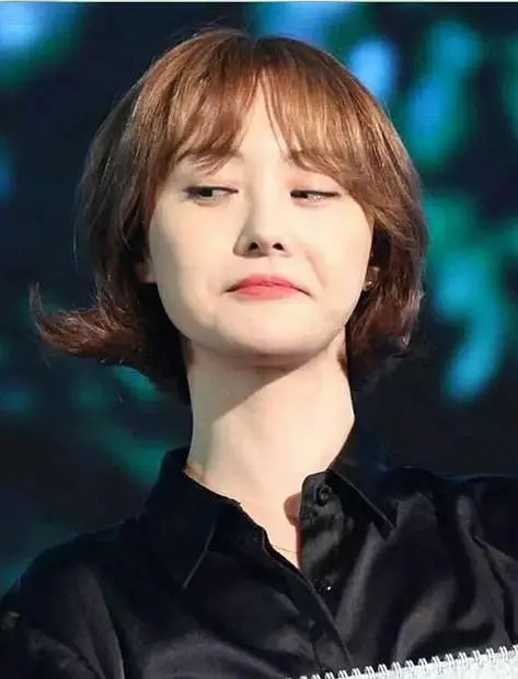 张恒带子女出游被拍到，全程不见郑爽，两人何时能结局_腾讯新闻