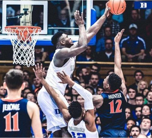 联盟能够做到平框封盖的球星:胖虎锡安上榜,第一是世纪之封盖!