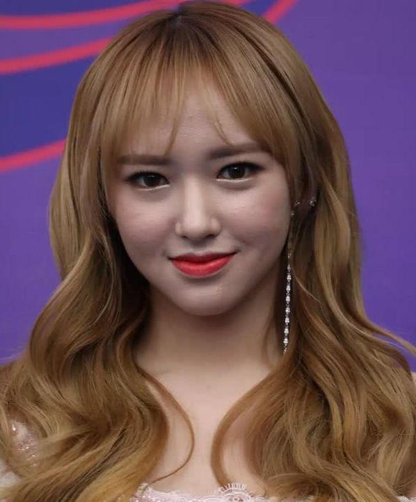 那些离开p图的女星:吴昕眼袋重,杨幂皮肤松弛,刘嘉玲脸僵!