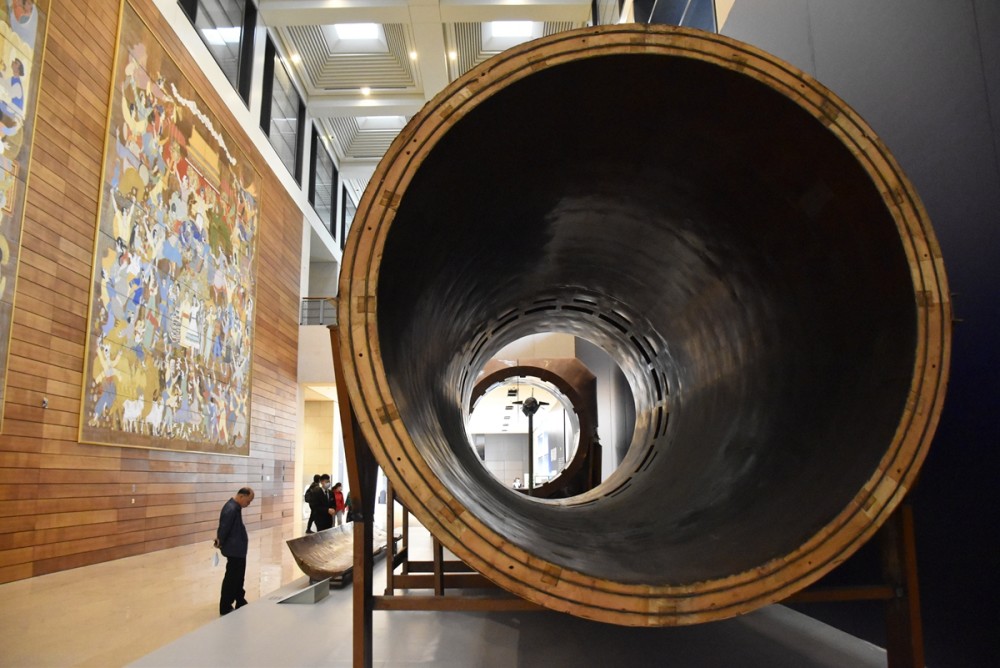 2021年4月11日,北京,"乘风破浪"新中国首座大型低速风洞展正在国家