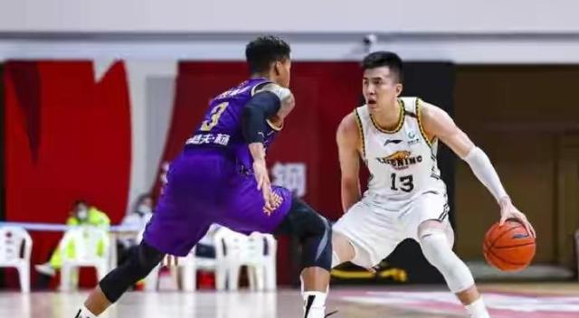 太激烈!辽篮为郭士强拼了,战北控两人被