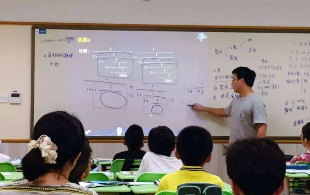 孩子在学校学不会，去了辅导班就能听懂，问题到底出在了哪？